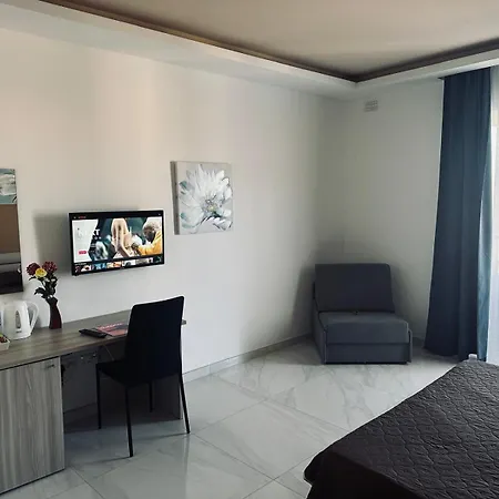 Seaside * Marsaskala