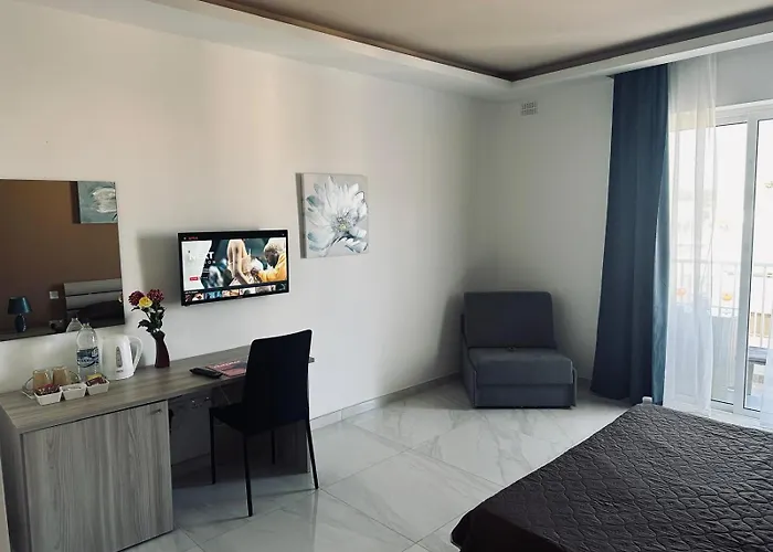 Seaside * Marsaskala